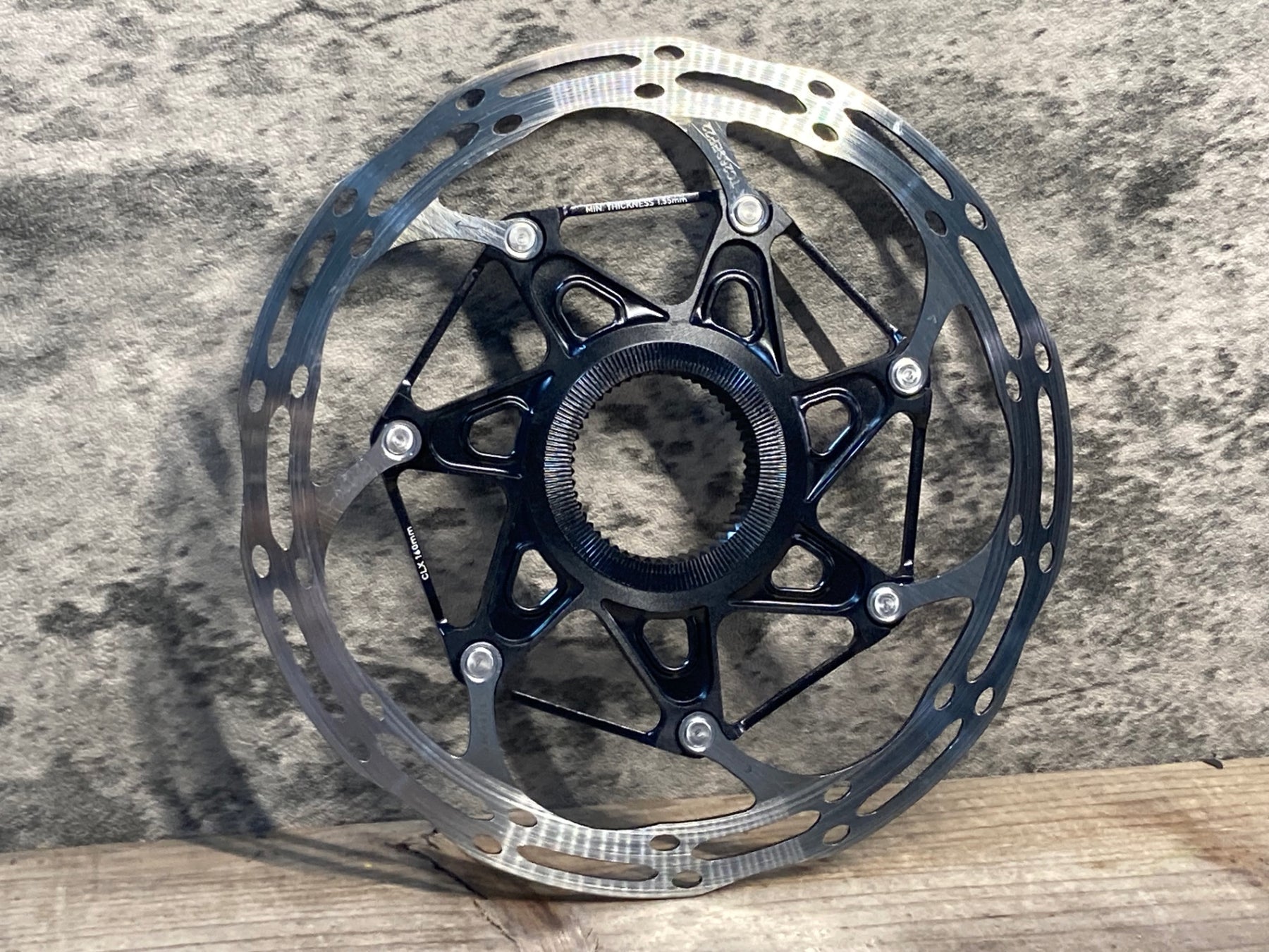 mgicjXnUka9XxkPtYxKxXqdsHRsZ85