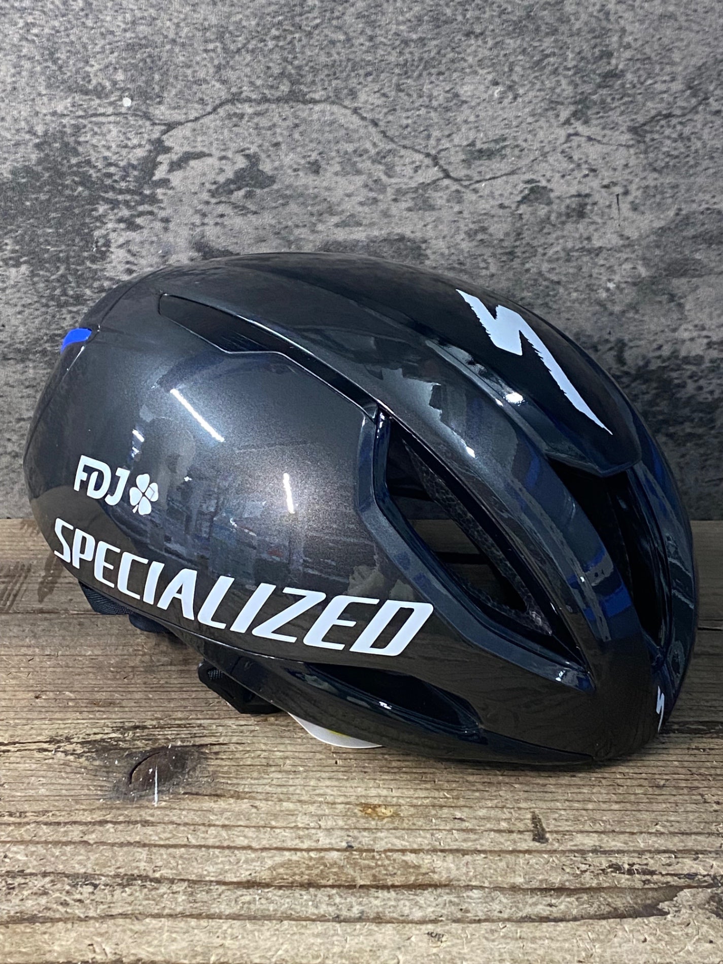 JO224 スペシャライズド SPECIALIZED S-WORKS EVADE 3 ヘルメット 2025