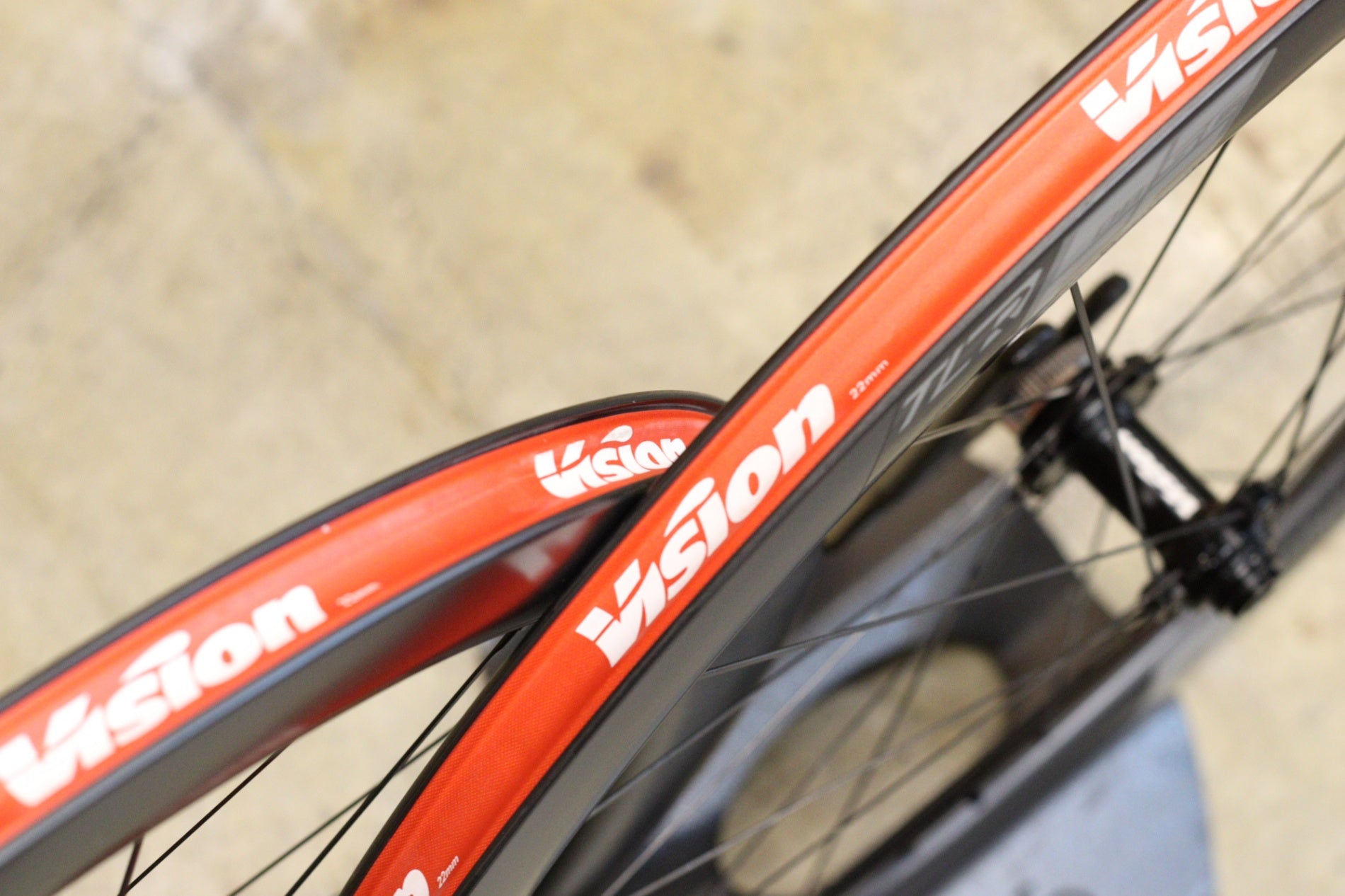 ヴィジョン VISION SC55 DISC カーボン クリンチャー チューブレス