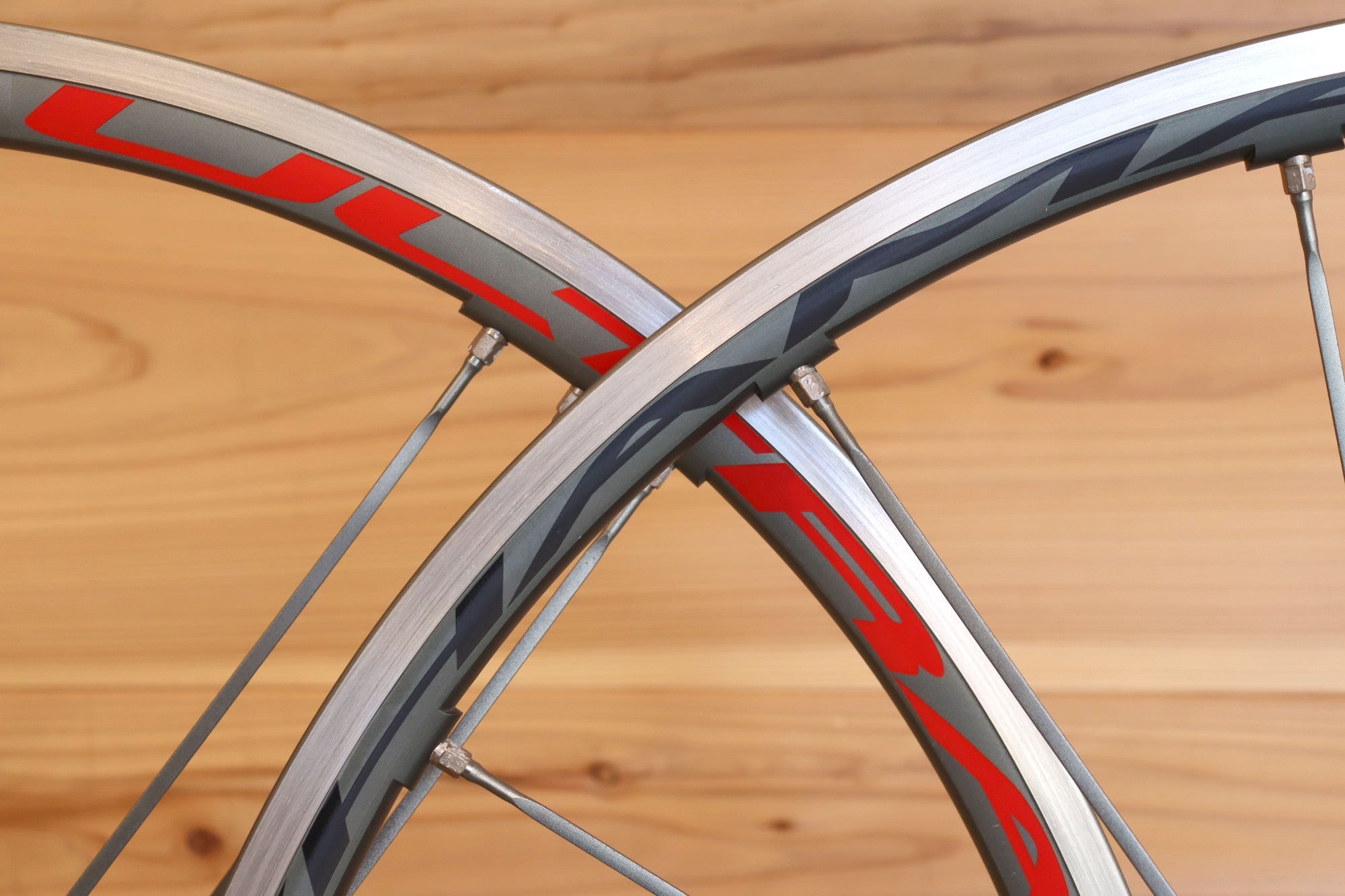 カンパニョーロ Campagnolo シャマルウルトラ チタンカラー SHAMAL