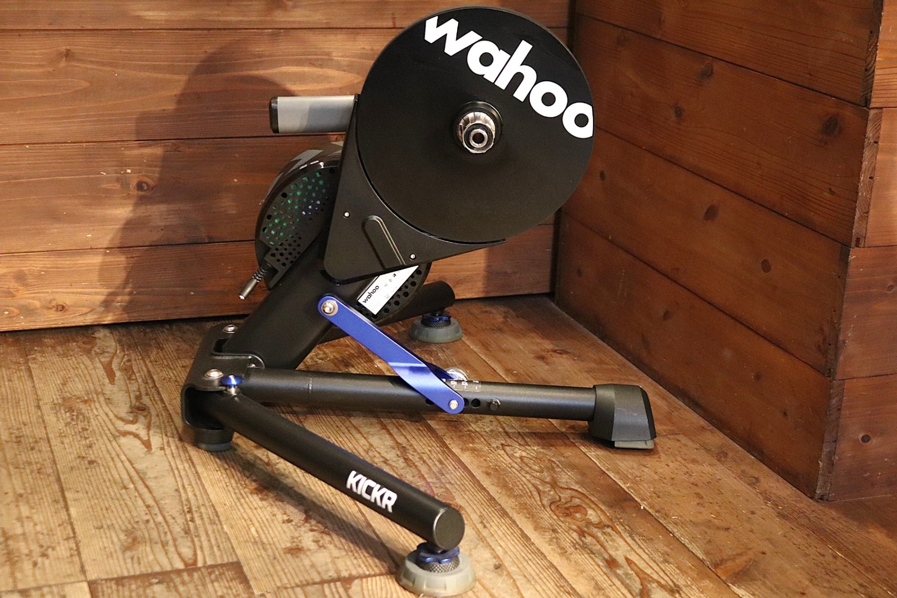 ワフー WAHOO キッカー KICKR V5 スマートトレーナー ローラー台 ZWIFT