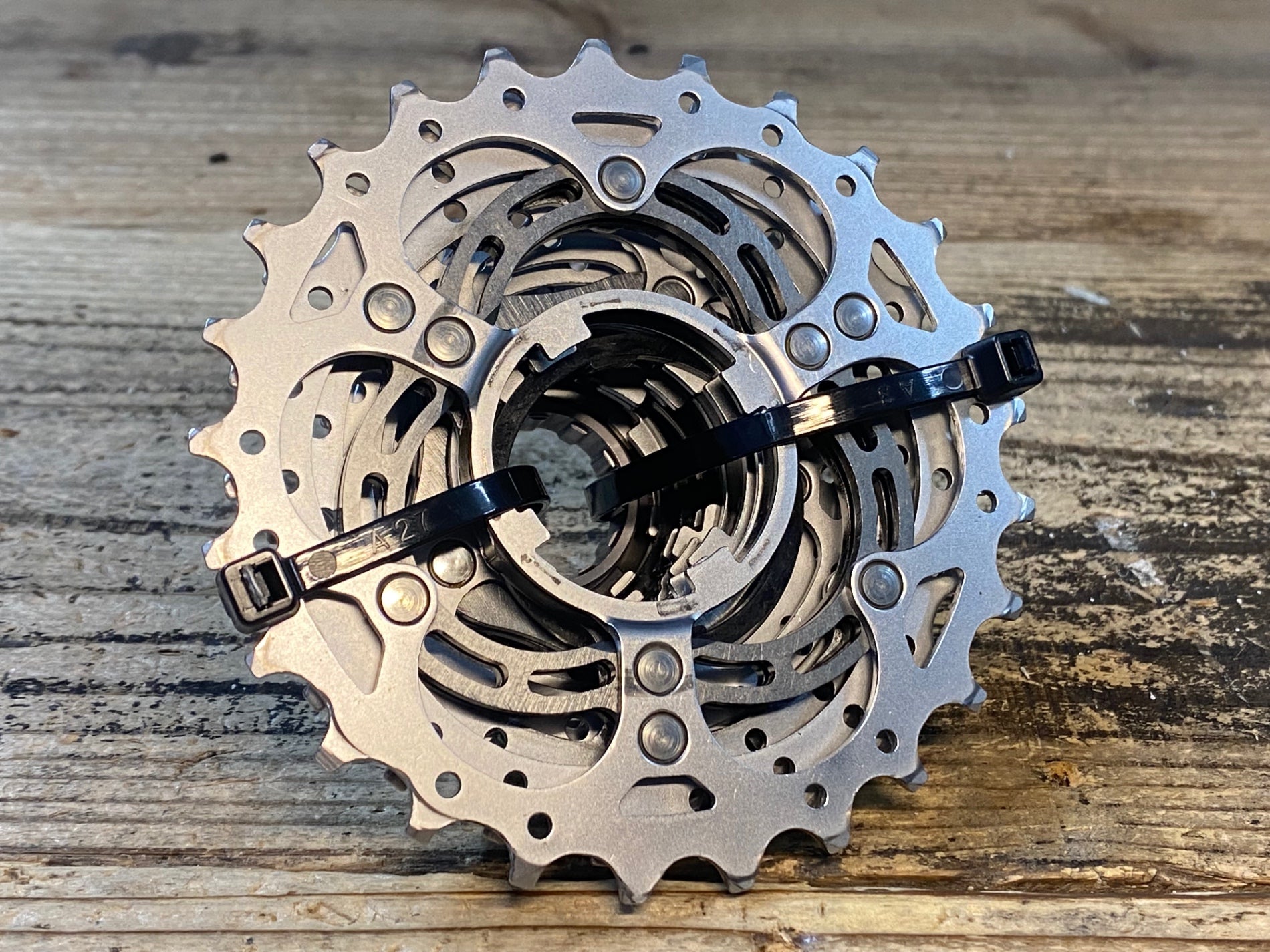 JW425 カンパニョーロ CAMPAGNOLO コーラス CHORUS スプロケット 12