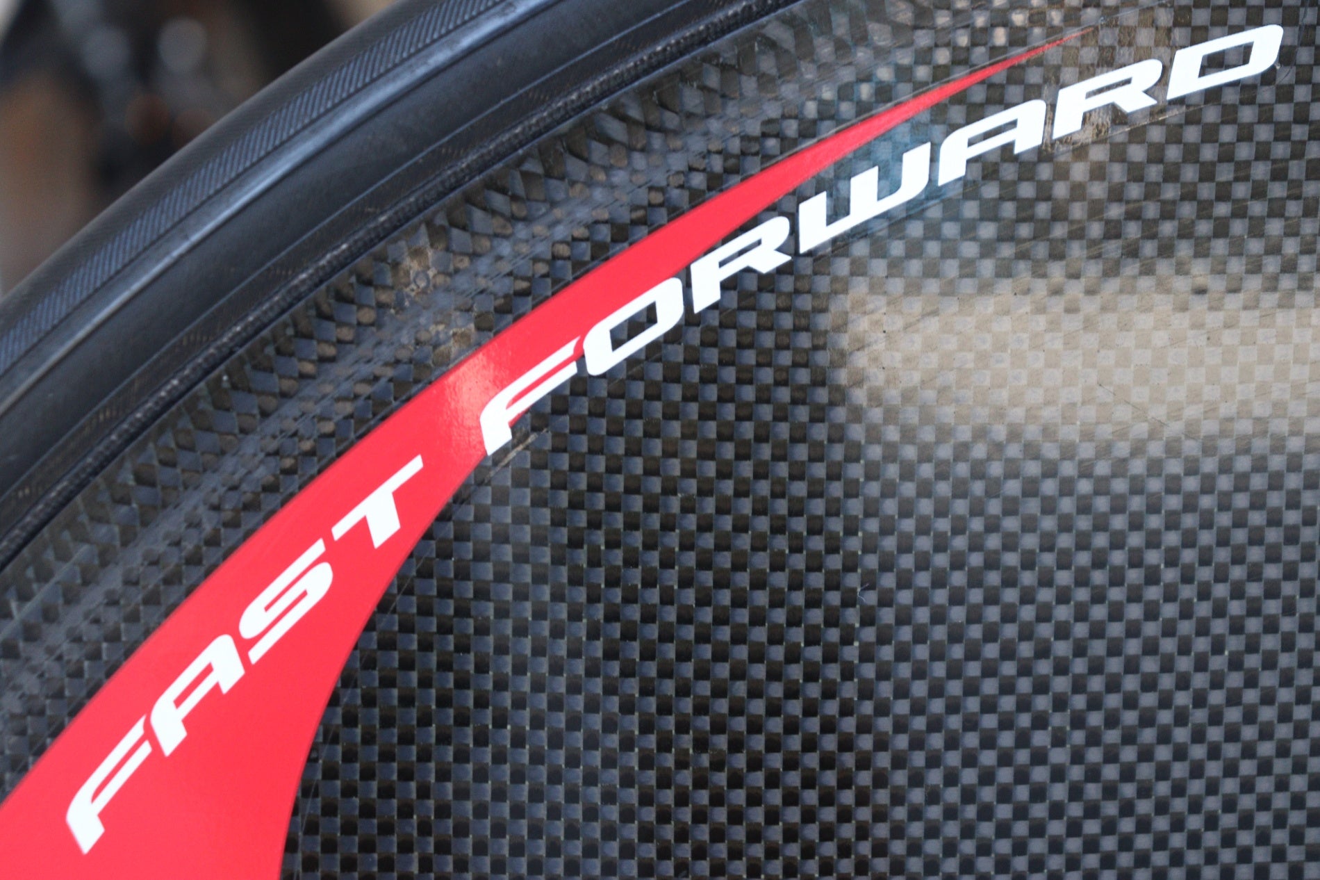 ファストフォワード FFWD THREE DISC-T カーボン チューブラー