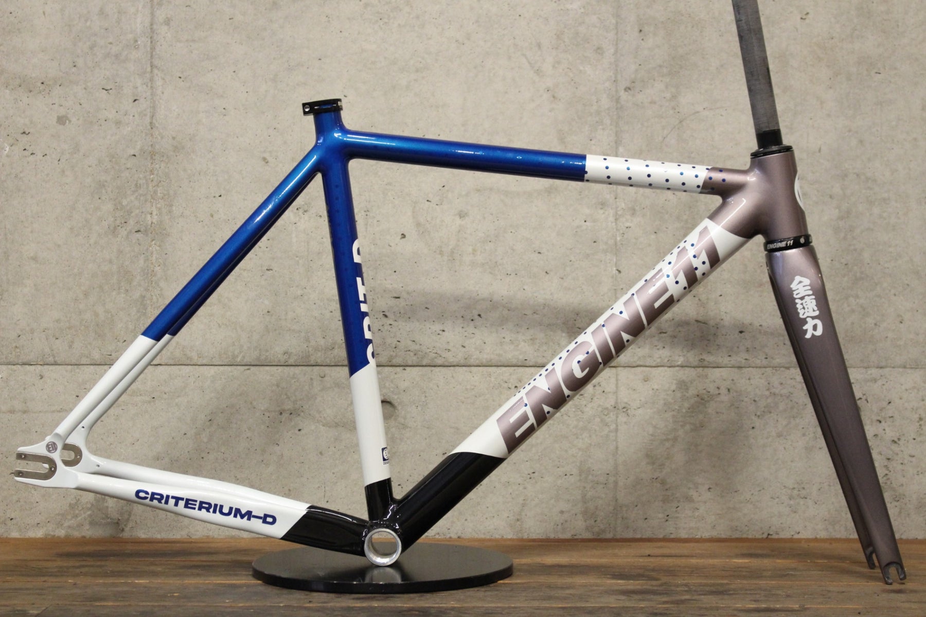 tsOWZXDv0ly7iK7s7r4Tc8WN2ax6WU