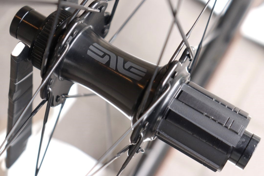 エンヴィ ENVE SES 2.3 NEW カーボン ディスク チューブレス ホイール