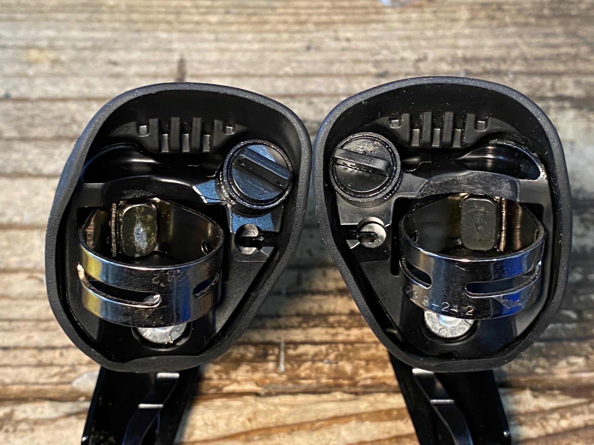 JV105 シマノ SHIMANO 105 ST-R7020 STIレバー 2x11S – BICI AMORE