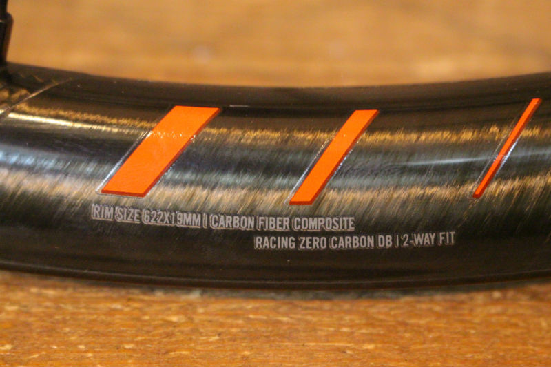 フルクラム FULCRUM レーシングゼロ RACING ZERO CARBON DB