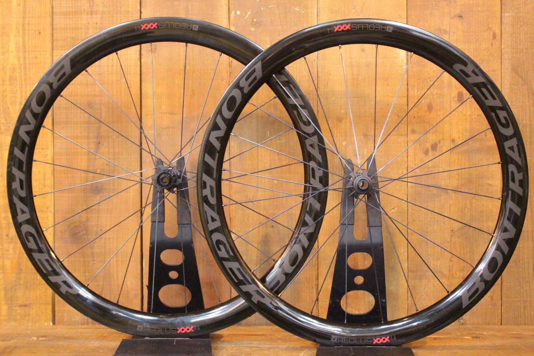 ボントレガー Bontrager アイオロス aeolus XXX 4 DISC チューブラー