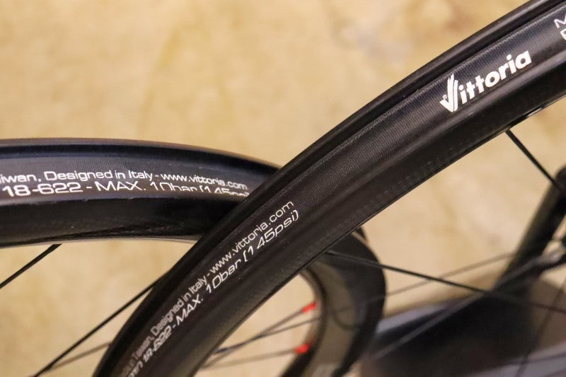 手組 FORMOSA 38mmハイト カーボンリム WHITE INDUSTRIES T11ハブ