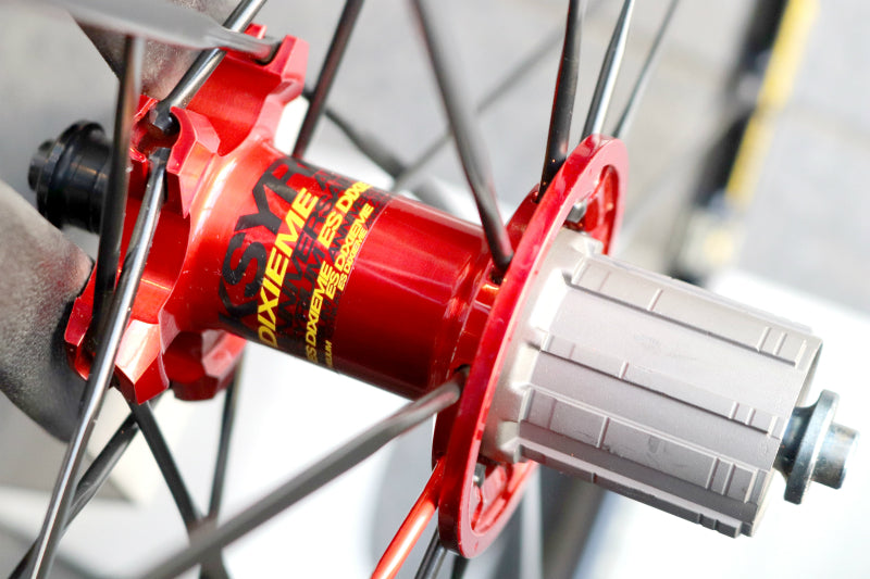 マヴィック MAVIC キシリウム KSYRIUM ES アルミ クリンチャー