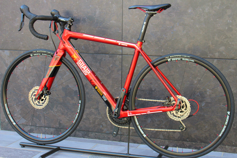 シャア専用ロードバイク シマノ 2017モデル 530サイズ シマノ 105 5800