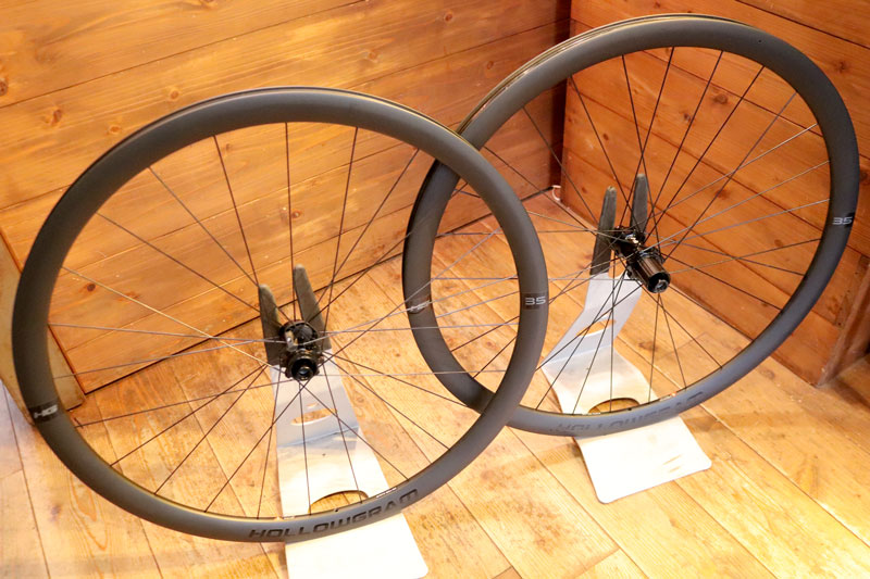 キャノンデール Cannondale ホログラム Hollowgram 35 100x142mm