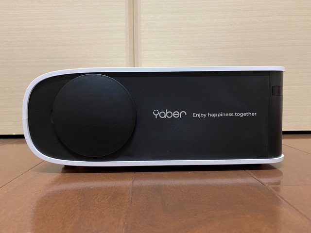 Wi-Fi6に対応し450ANSIルーメンでしっかり明るい「YABER Pro V8」は高