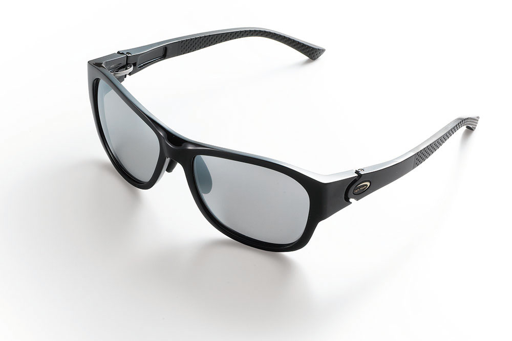 超撥水のタフネスレンズに進化した偏光サングラス「サイトマスター」が