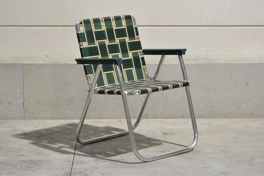 ナイロンウェビングをまとったUSメイドのローンチェアが、PFS別注