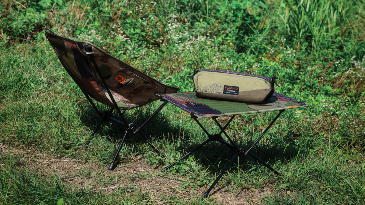 デウス エクス マキナとヘリノックスが異色コラボ。定番テーブル