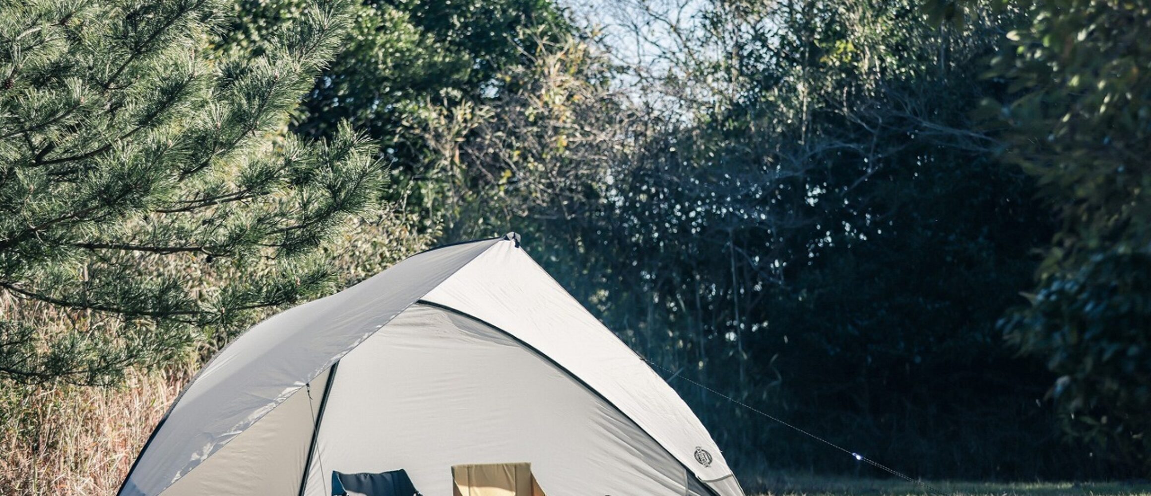 クレイジークリークの新作は、レジャーにもってこいの自立式シェード