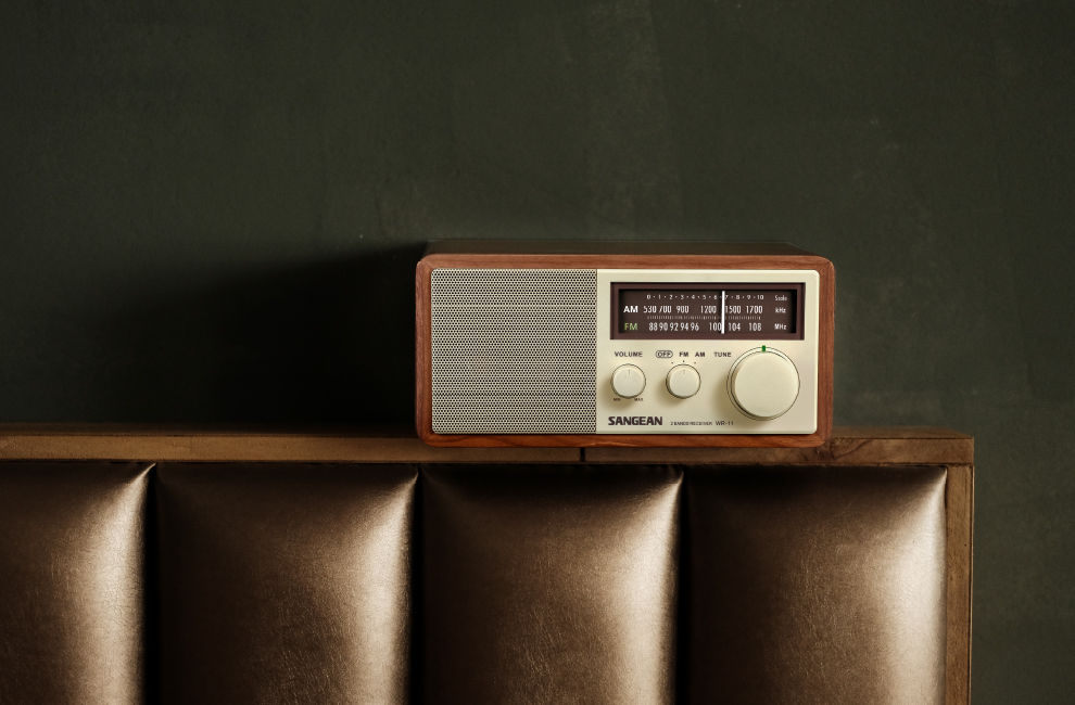 WR-11 AM / FM Wooden Cabinet Radio│SANGEAN Electronics