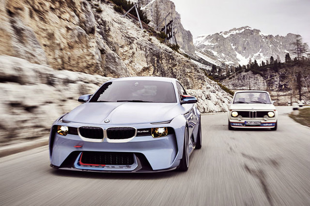 BMWがコンセプトカー「2002オマージュ」を発表 【ニュース】 - webCG