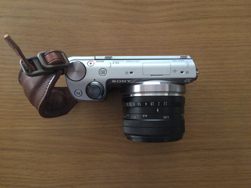 Neewerの単焦点レンズ35mm F1.2を購入！開封の儀