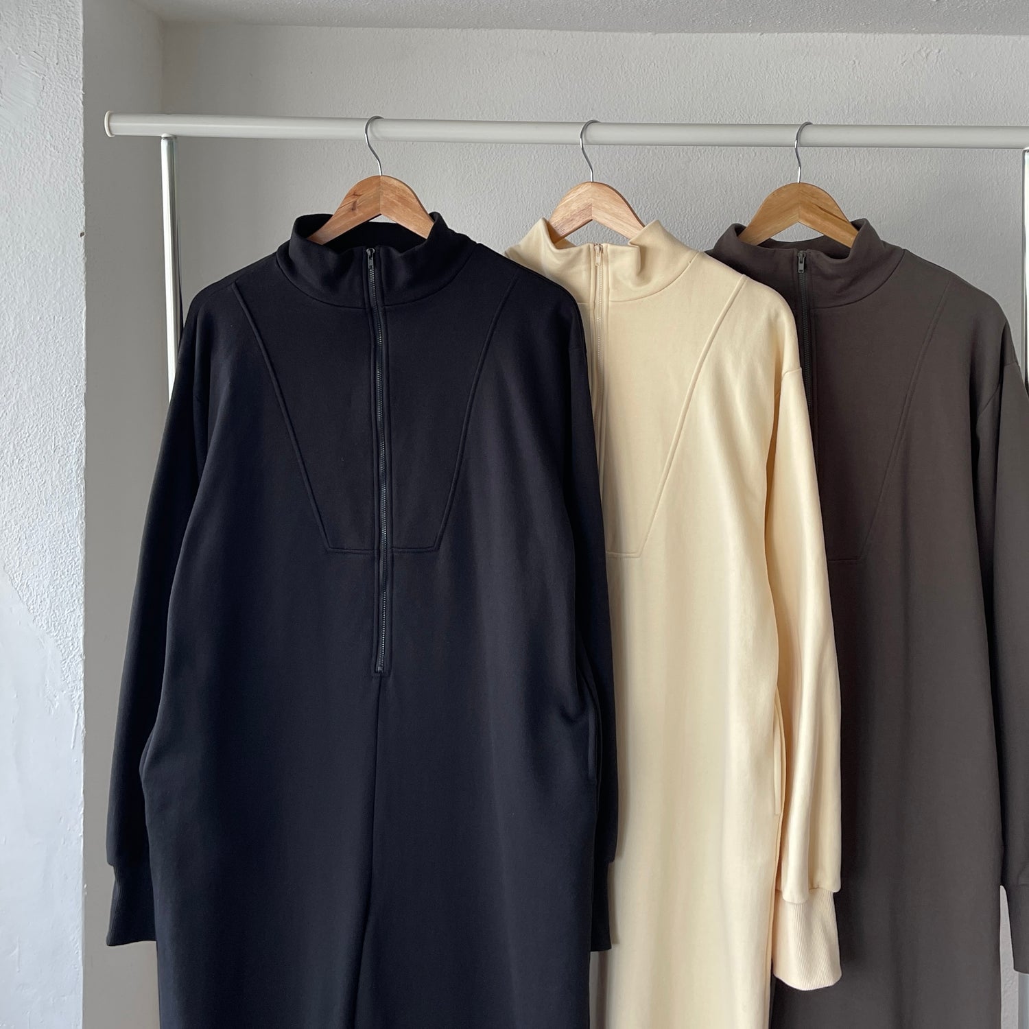 high neck half zip up sweat all in one / black [2size