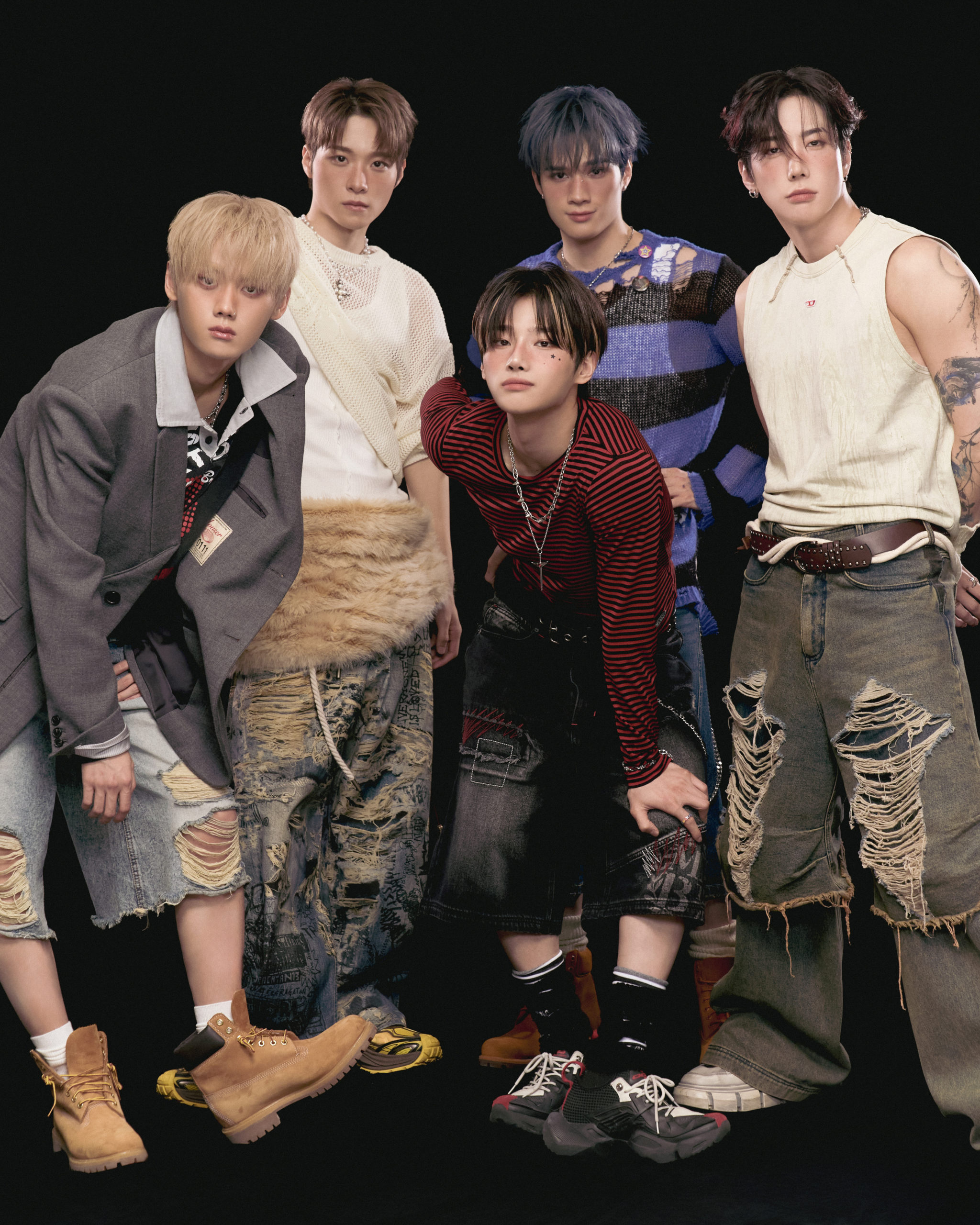 ONE PACT 4th Mini Album [ONE FACT] 販売・オンラインリリース