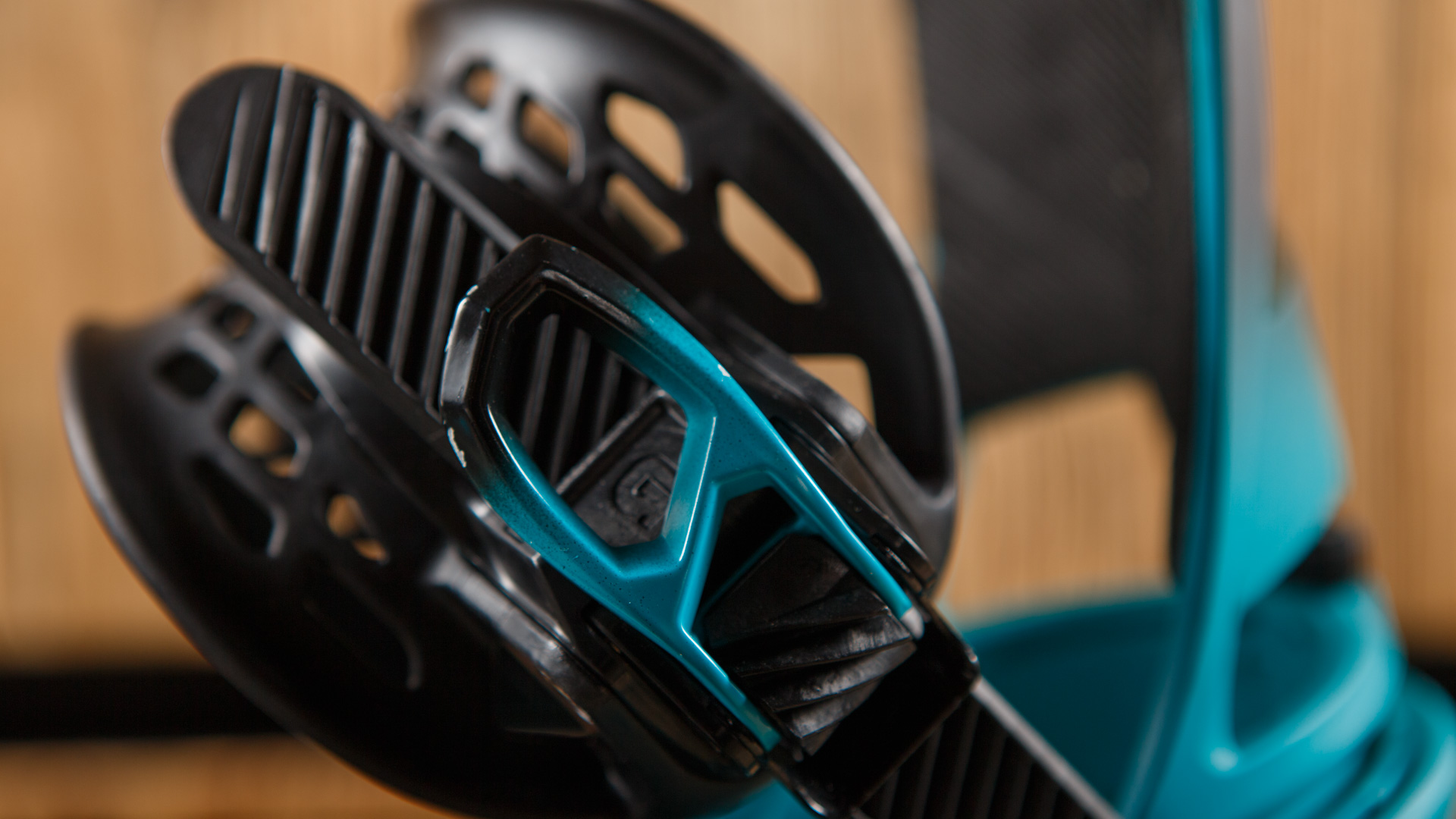 Burton Cartel 2016-2017 |