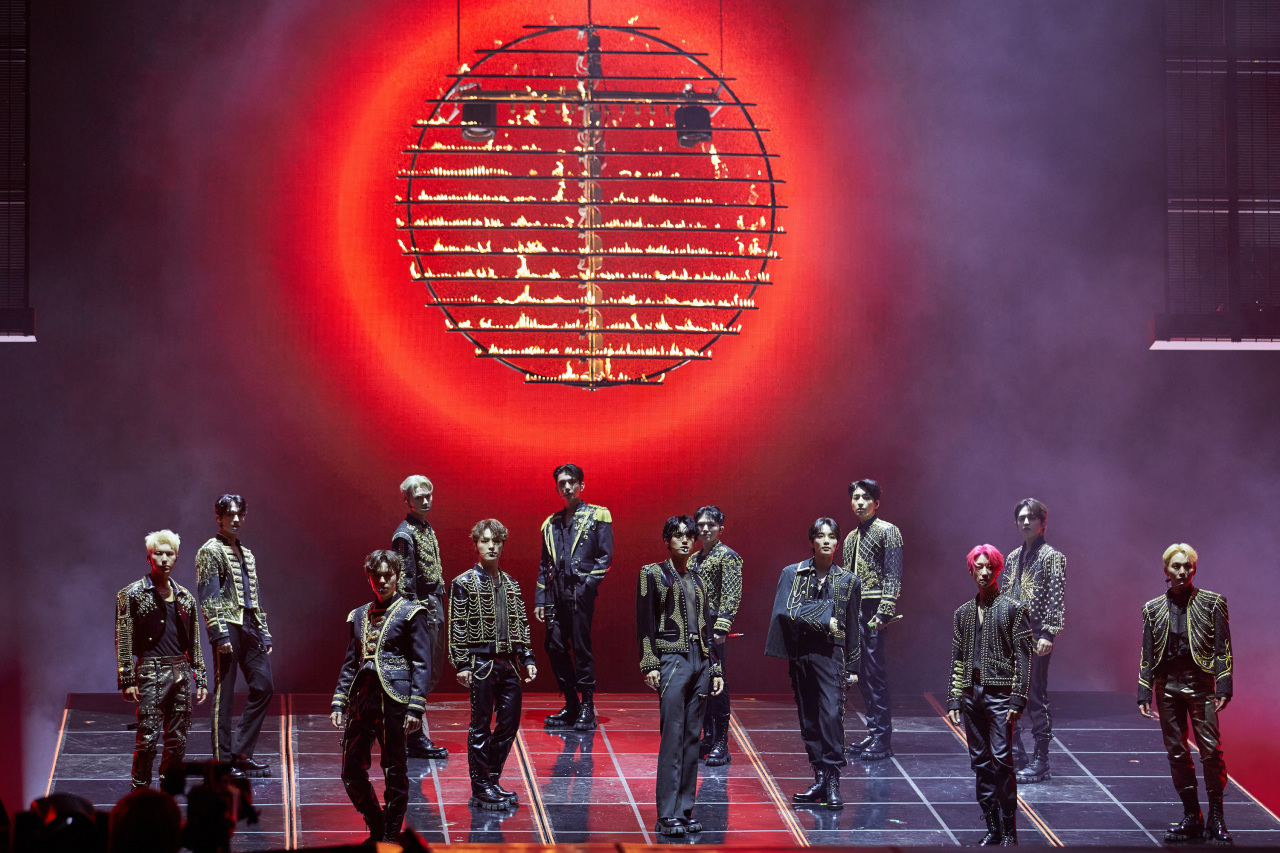 Herald Review] Even after 7 years, Seventeen strives to be a