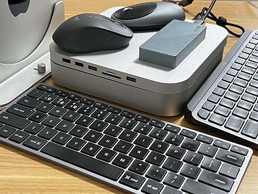 M2 Mac miniで使用中、使って便利な周辺機器 15選。MX KEYS mini KX700