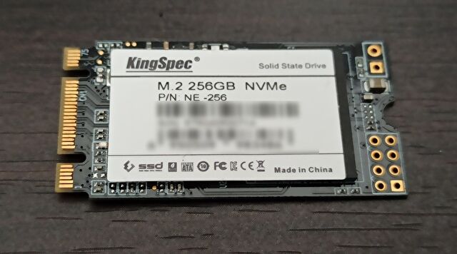 ThinkPad X280に片面実装のNVMe対応 M.2 PCIe SSD 2242サイズを増設