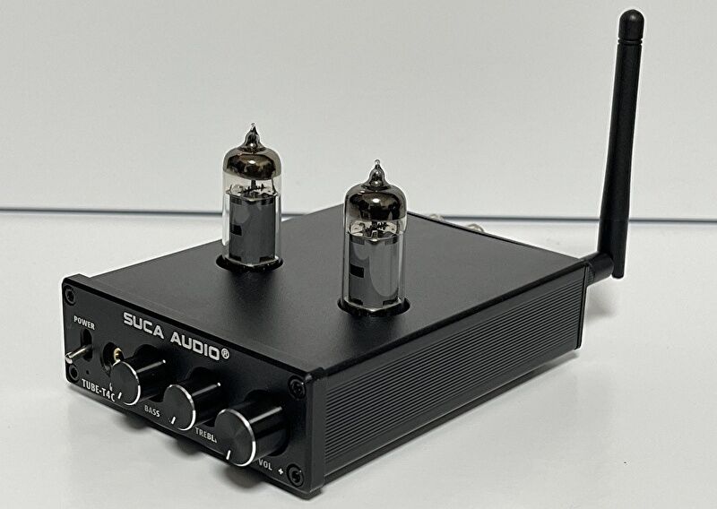 PCのオーディオ環境改善に真空管プリメインアンプを購入。安価ながらも