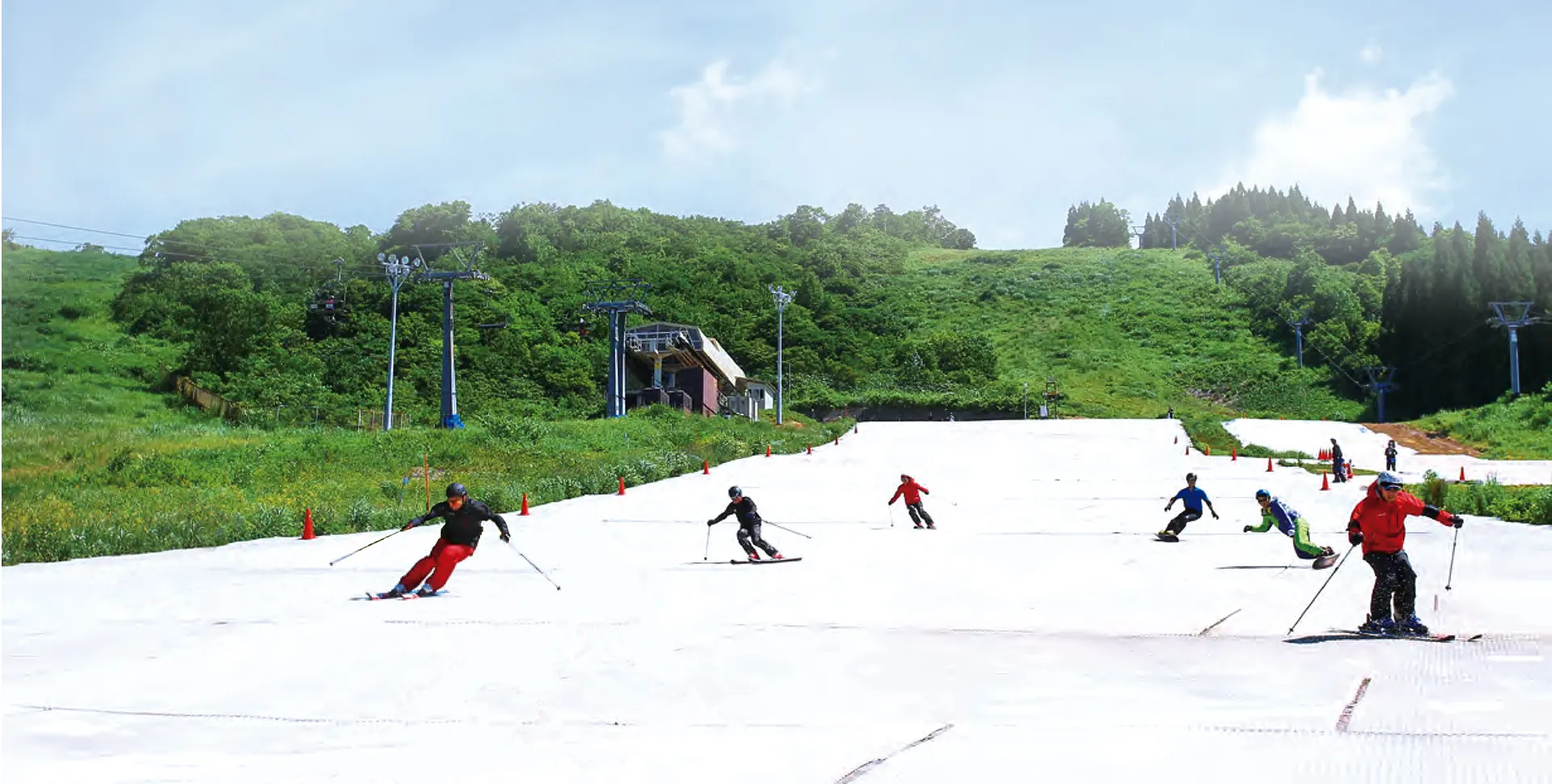 ウイングヒルズ白鳥リゾート | 岐阜県奥美濃天然温泉付スキー場