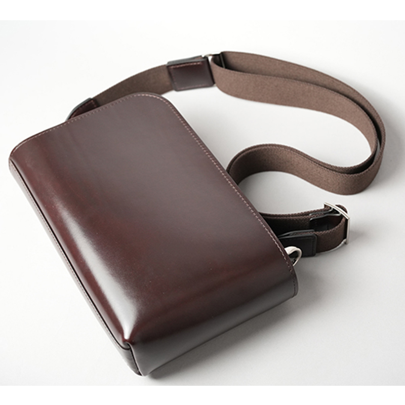 ミニショルダーバッグ《コリアー》サドルプルアップ｜WILDSWANS