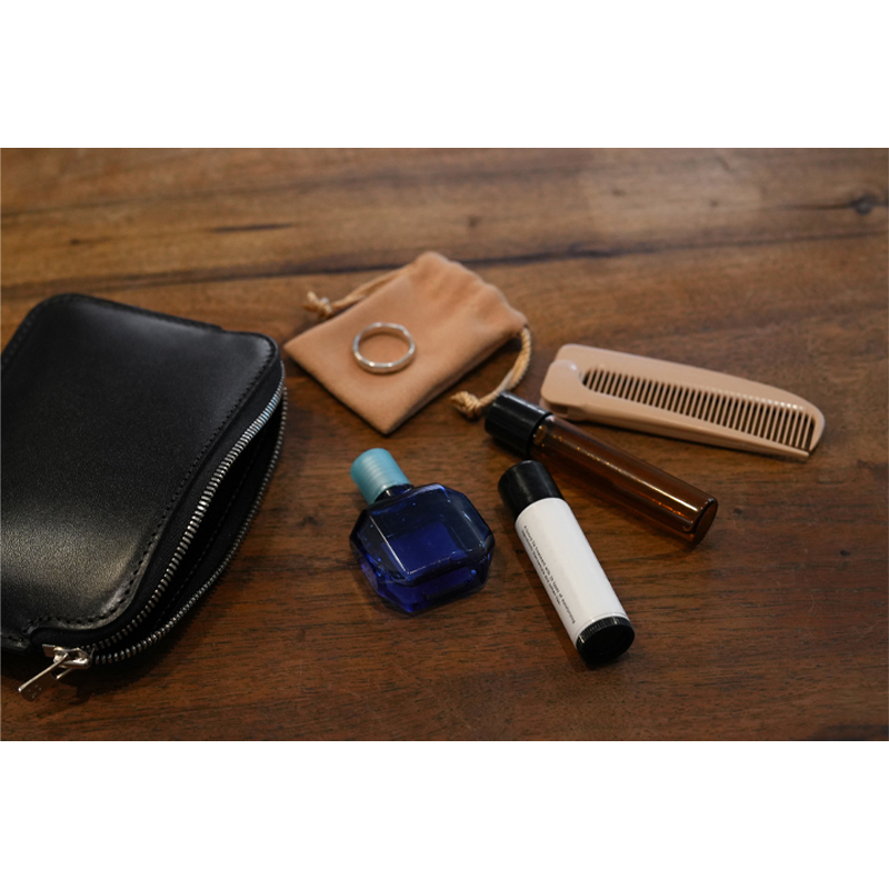 マルチケース《ミナスM》サドルプルアップ｜WILDSWANS(ワイルド