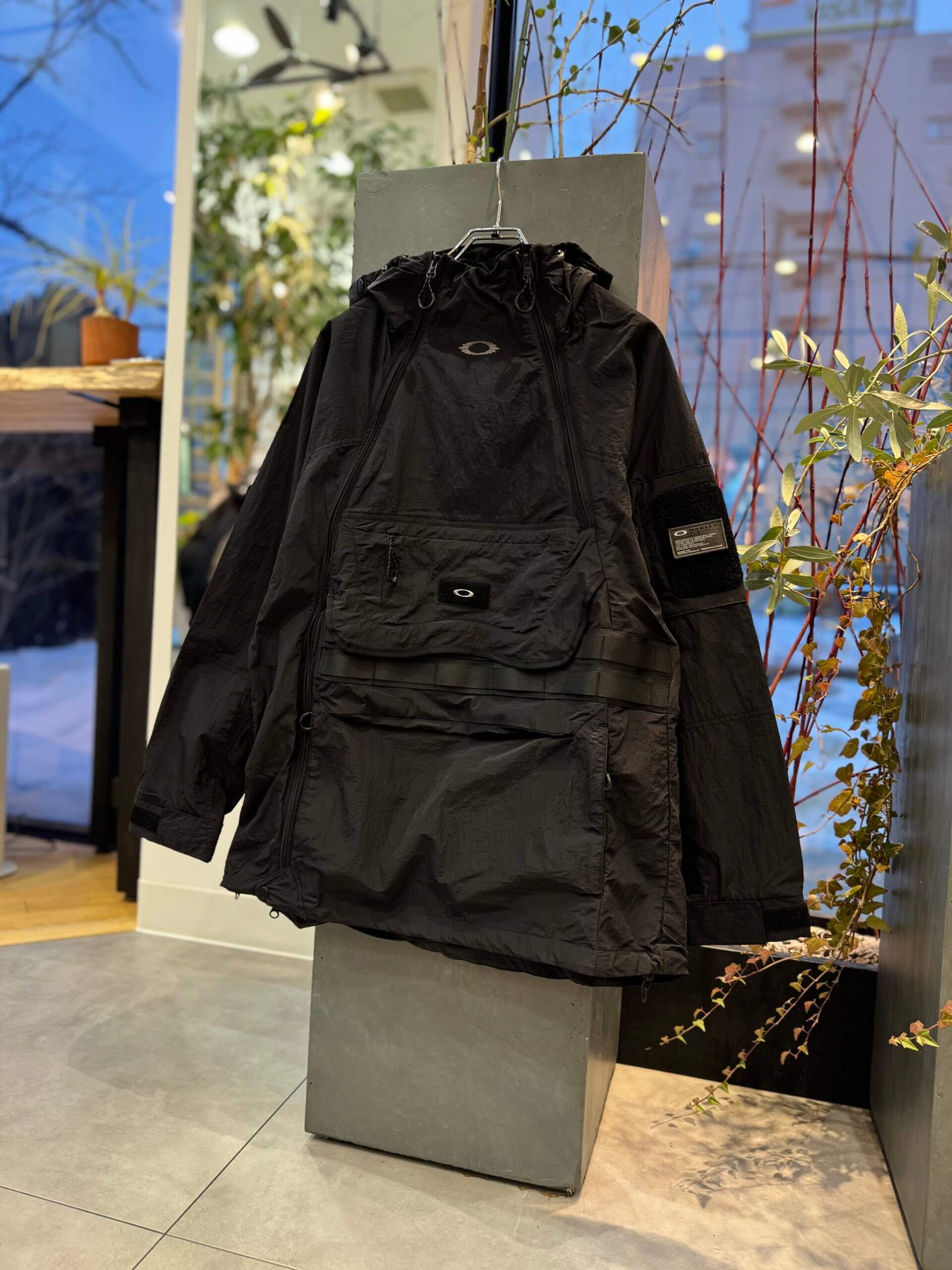 OAKLEY / FGL STROKE ANORAK 5.7 - W/