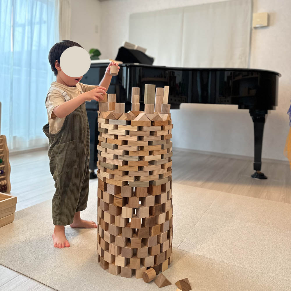 そだちの積み木｜国産広葉樹でつくる、育ちと感性をはぐくむ本格派の