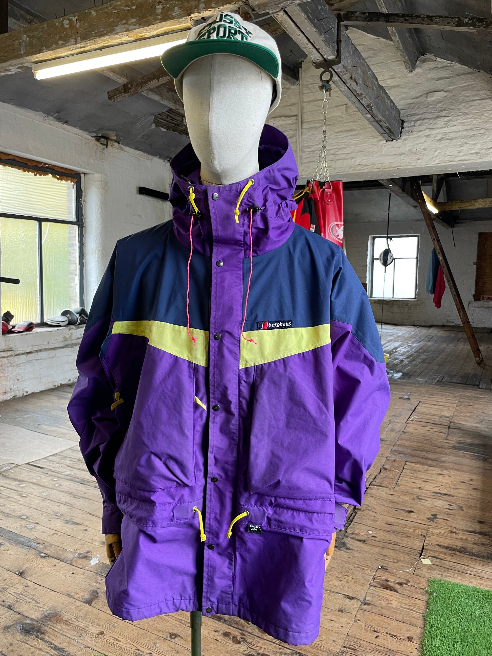 90s Berghaus Asgard Extrem (XL) – workingclassherovintage