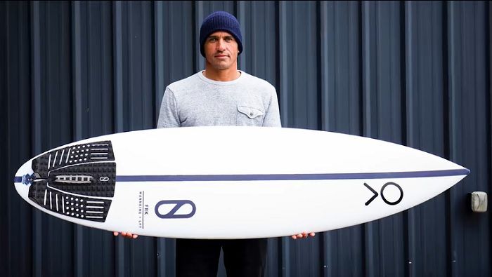 ハワイのケリー・スレーター！ボードテストや昨季ツアーのメンタルから