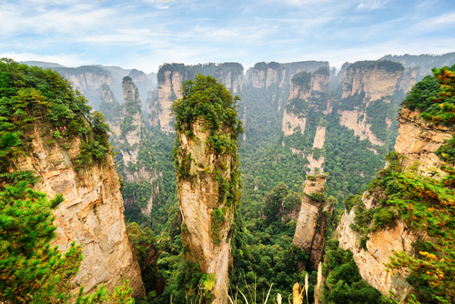 中国の世界遺産「武陵源の景観と歴史地域」とは？エレベーターも含めて