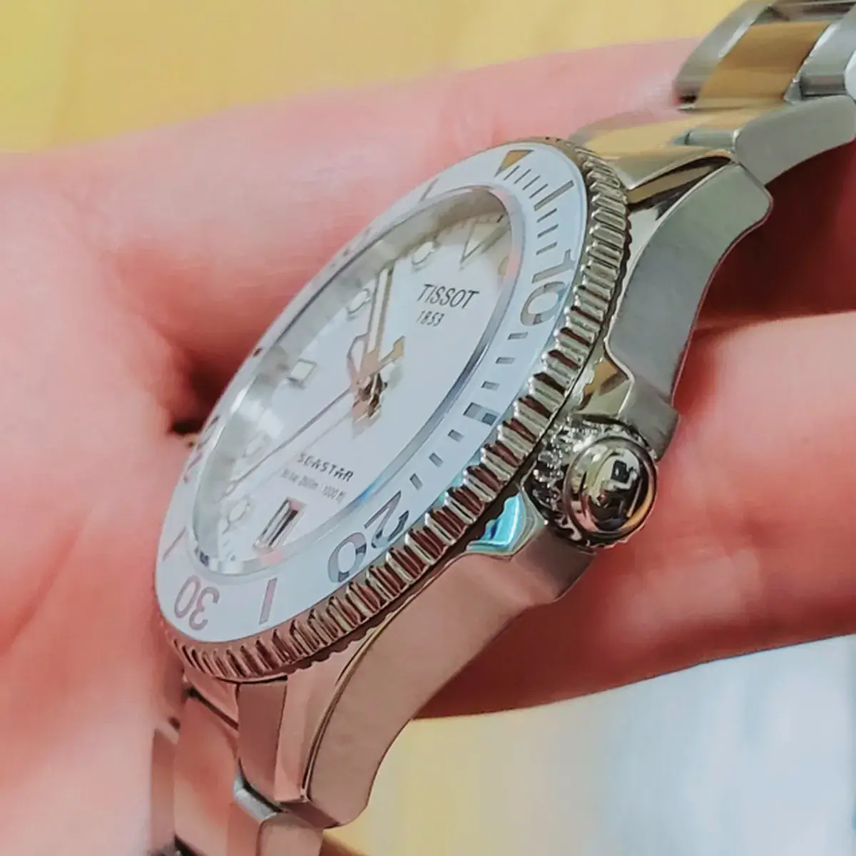 男女で使える白ダイバーズ（ティソ シースター 1000 36MM） | 腕時計