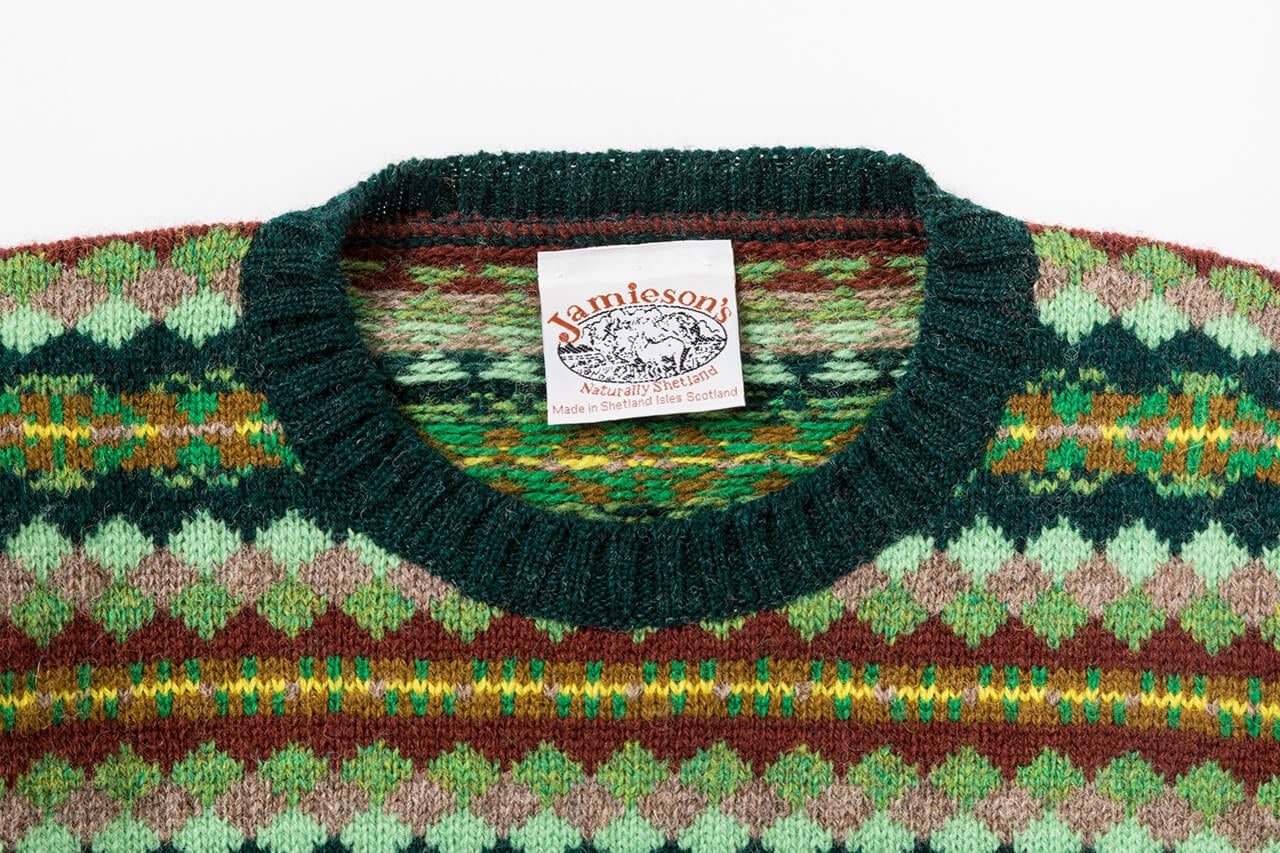 Story01 植物の生命力を感じさせるフェアアイルニットを。 三國万里子