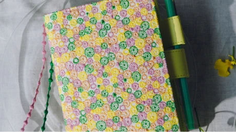 ミナ ペルホネン / light berry（green） ［カズンサイズ（A5