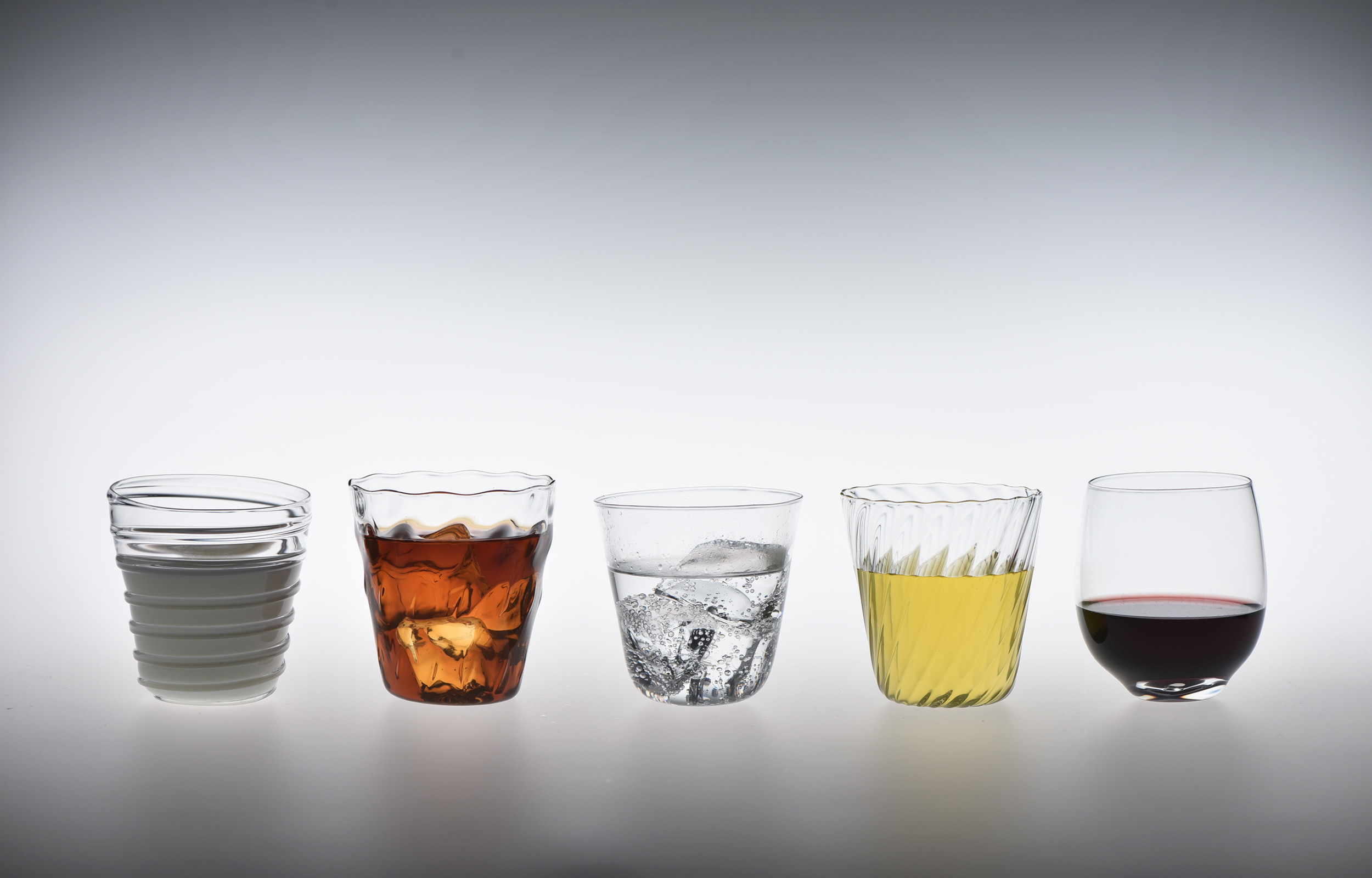 コップ屋の高橋禎彦さん。2016 - ほぼ日刊イトイ新聞