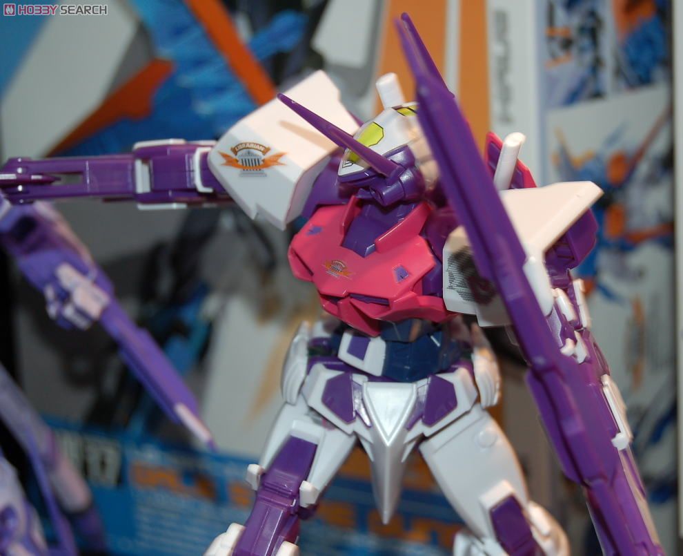 ガンダムアストレイ ミラージュフレーム (1/100) (ガンプラ) - ホビー