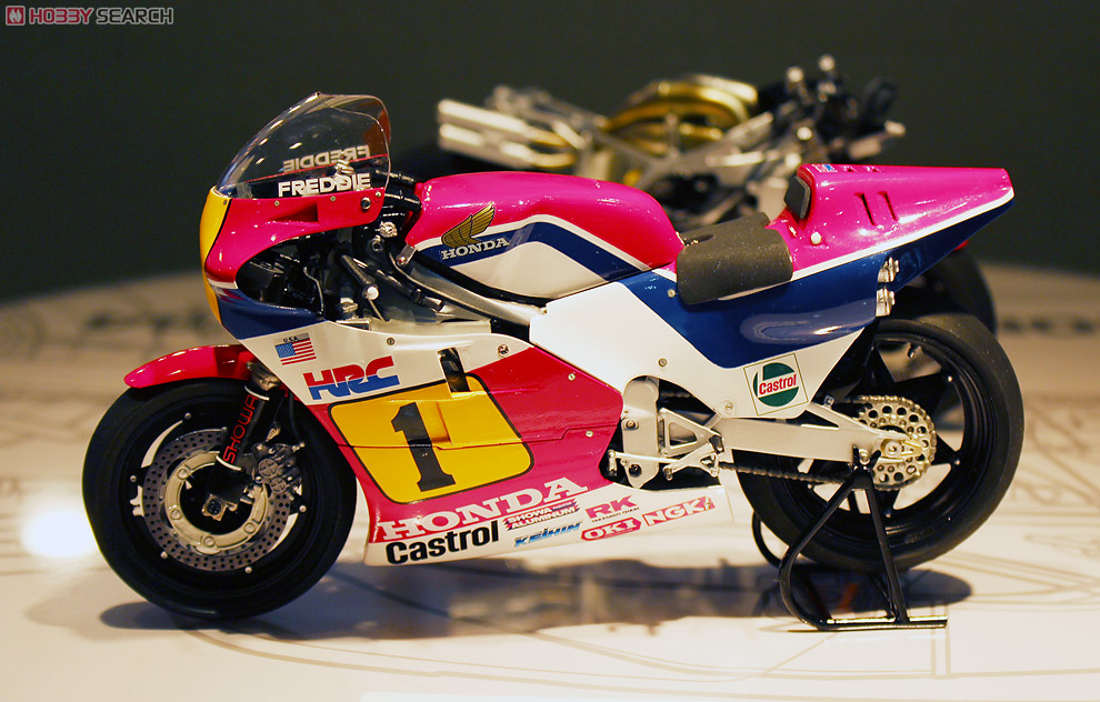 Honda NSR500 `84 (プラモデル) - ホビーサーチ カーモデル