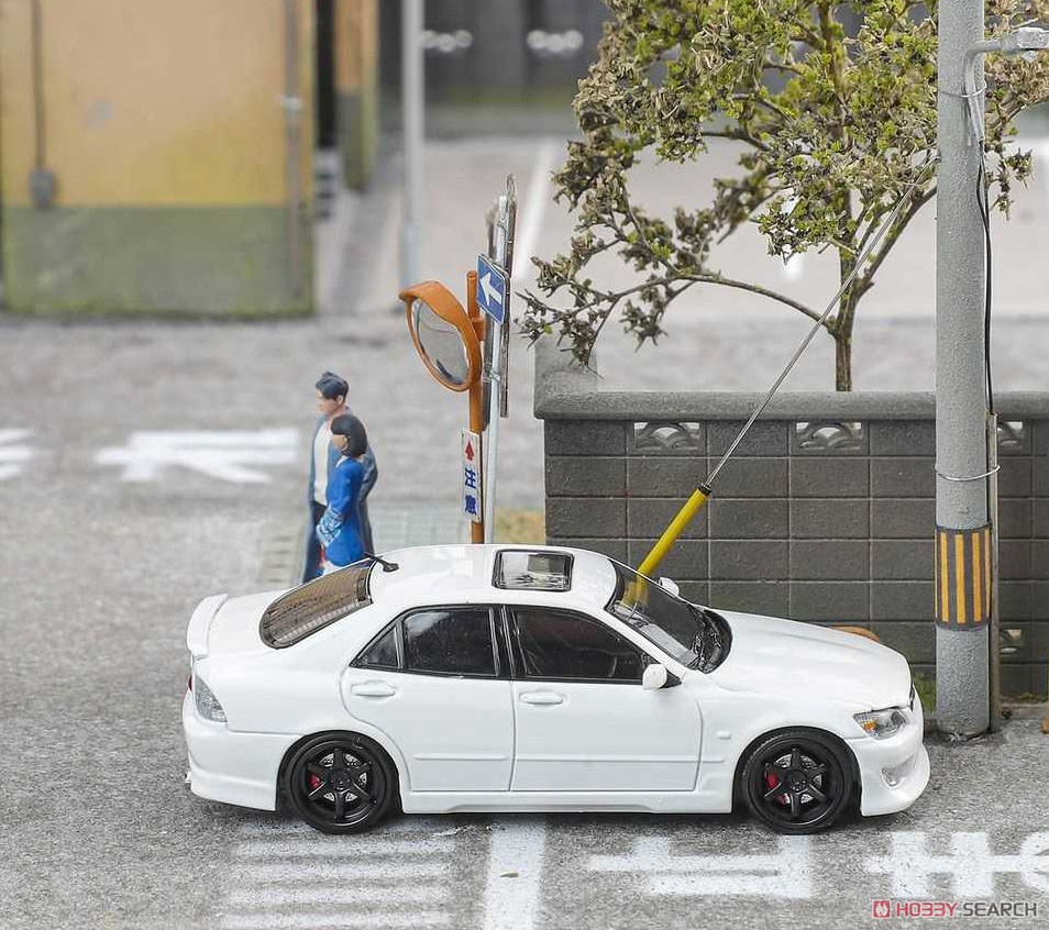トヨタ アルテッツァ RS200 SXE10 スーパーホワイトII (ミニカー