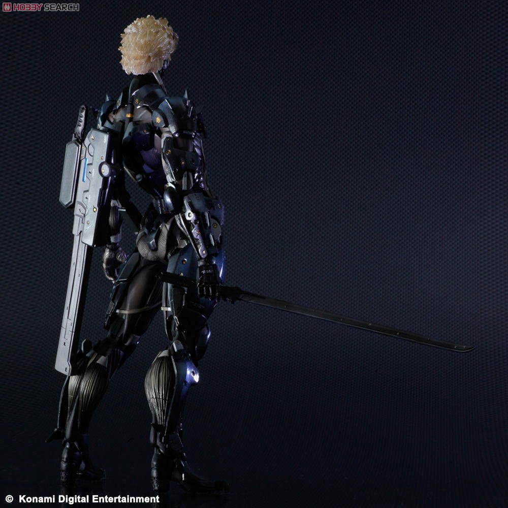 METAL GEAR RISING REVENGEANCE PLAY ARTS改 雷電-Raiden- (完成品