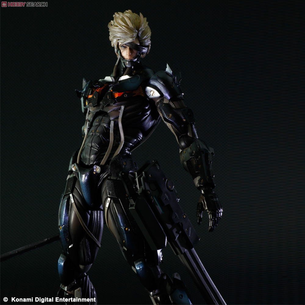 METAL GEAR RISING REVENGEANCE PLAY ARTS改 雷電-Raiden- (完成品