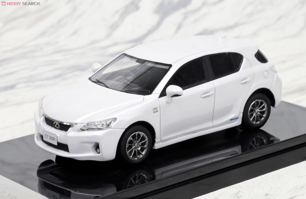 CT200h F SPORT (ホワイトノーヴァガラスフレーク) (ミニカー