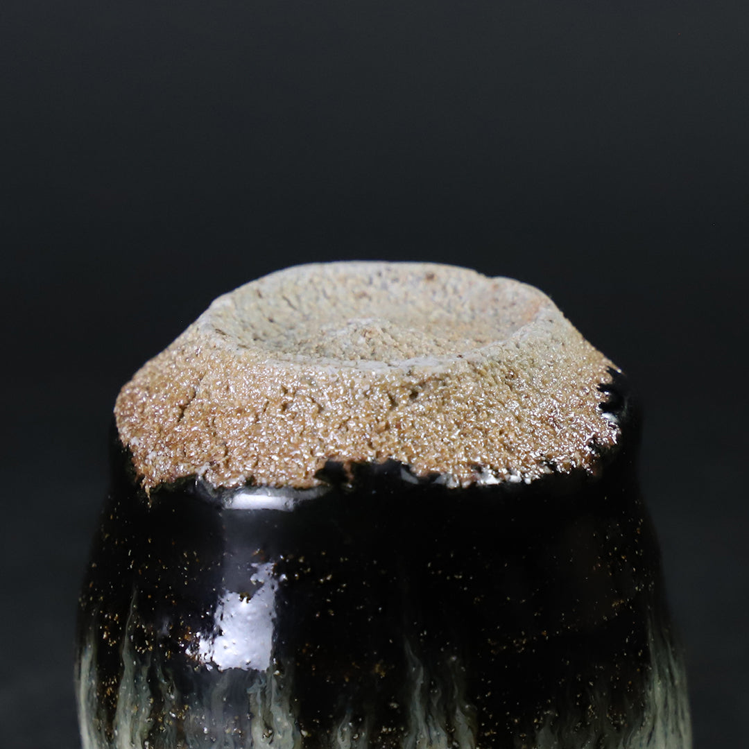 岡本作礼 作 朝鮮唐津ぐい呑 – ギャラリー一番館オンラインショップ